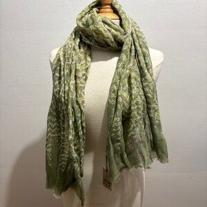 Lua 100% linen gauze large scarf in an engineered abstract block print in Cactus